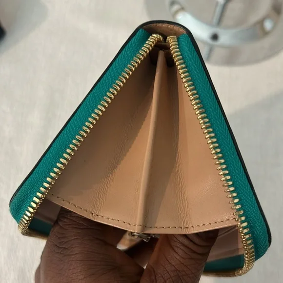 MCM Long zippy green wallet - Picture 12 of 14